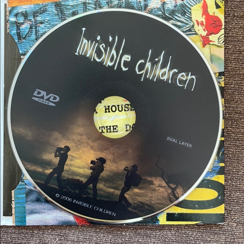 *Bundle & Save* Invisible Children DVD - Picture 2 of 2